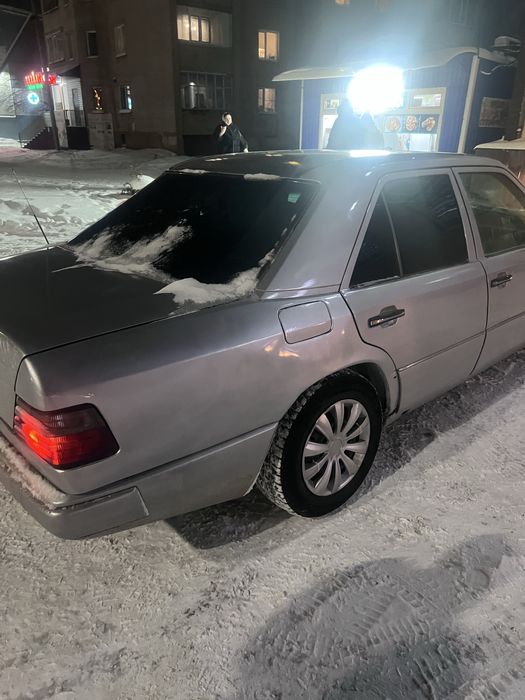Мерс w124 на полном ходу