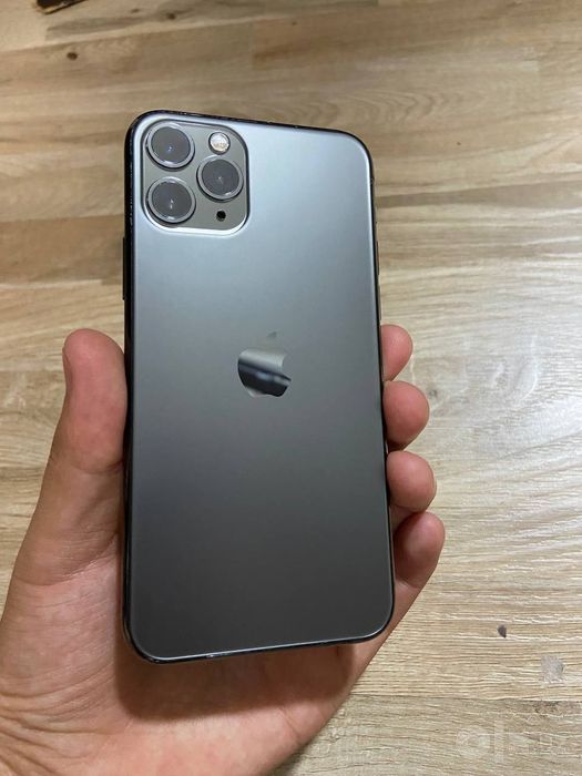 iPhone 11 Pro 64Gb/76%