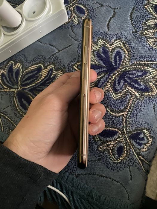 Айфон хс идеал память 64гб