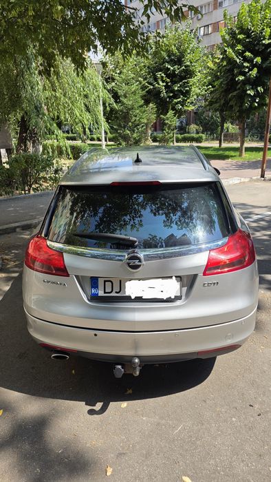 Opel insignia sports tourer 2009 2.0 CDTI
160 cp