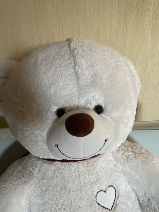 Большой белый медведь