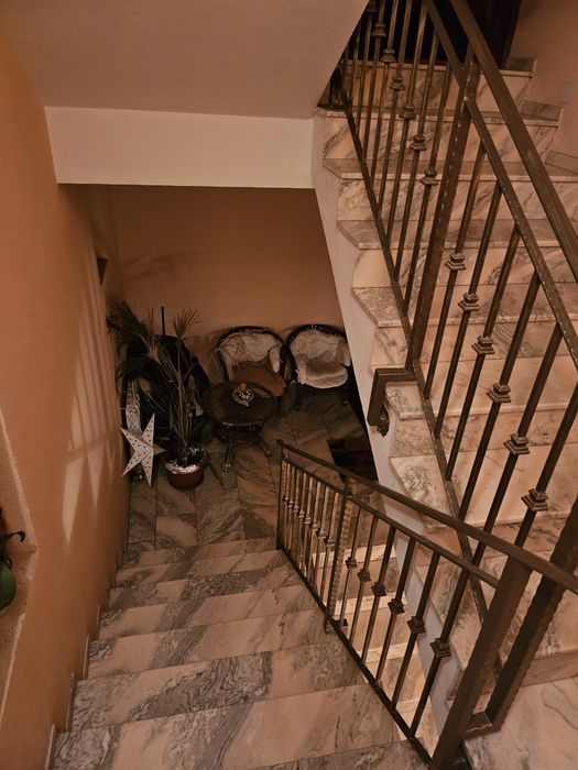 Vând casă ultracentral