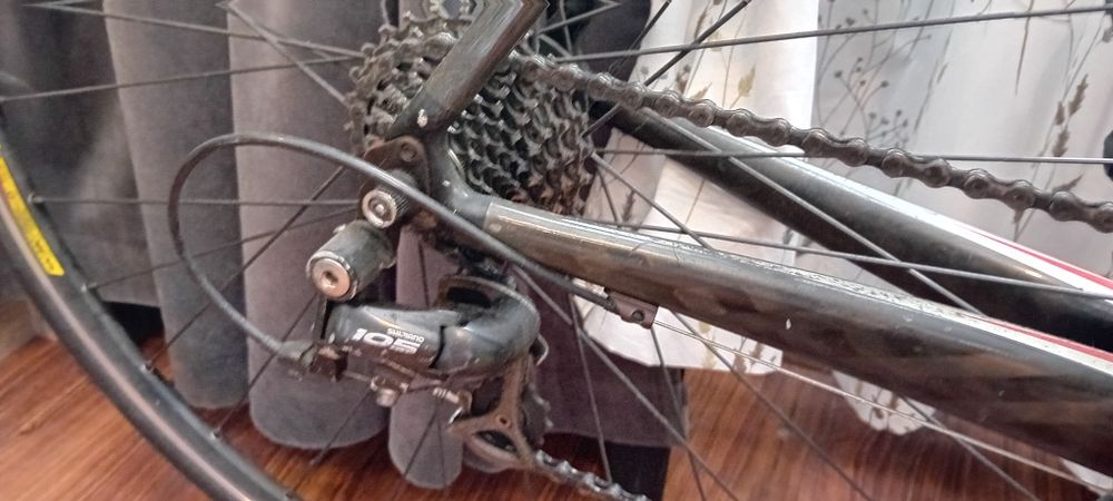 Шосеен велосипед Specialized Roubaix