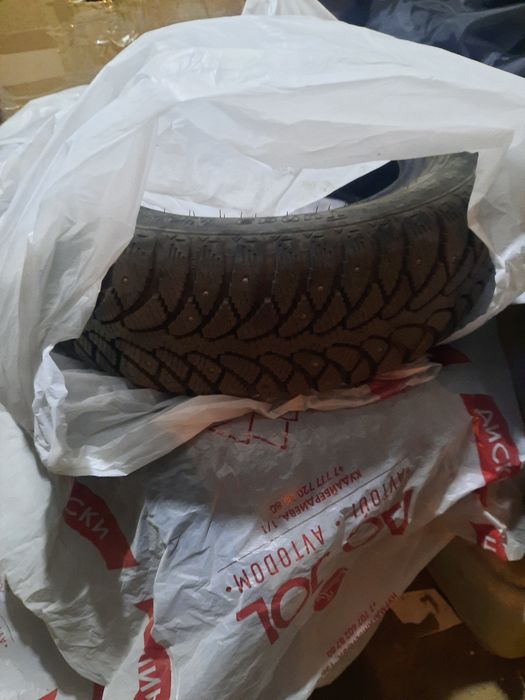Зимнее шины 175/65R14