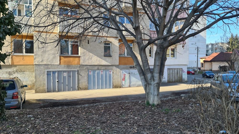 De vânzare garaj sub bloc bul 1848(Danbul pietros)