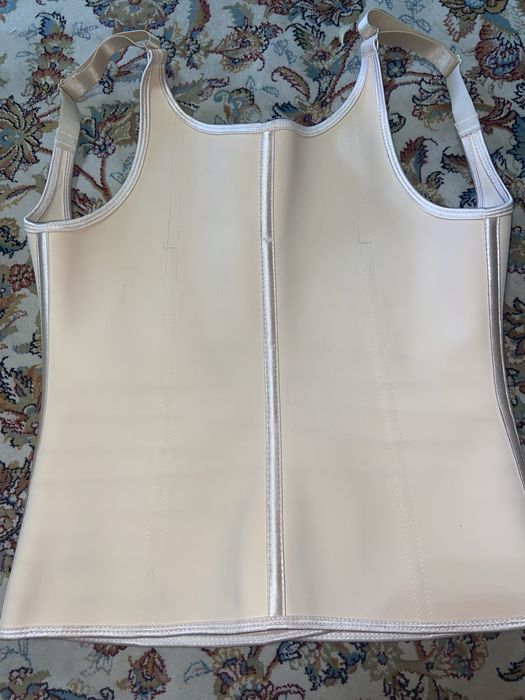 Латексный корсет