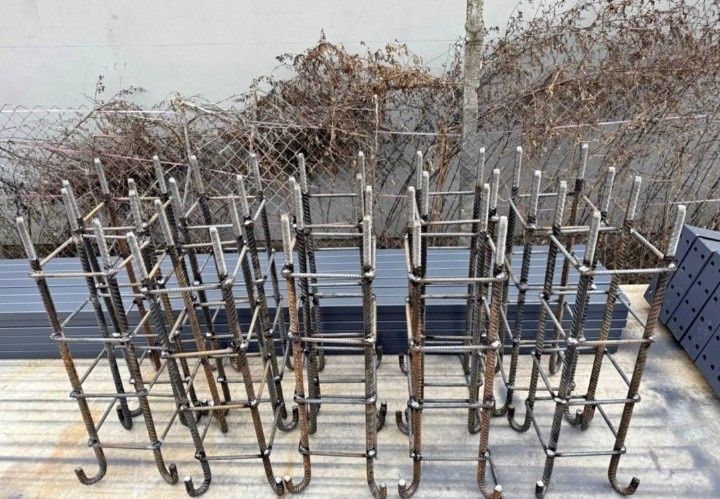 Vând hală metalică 10x15