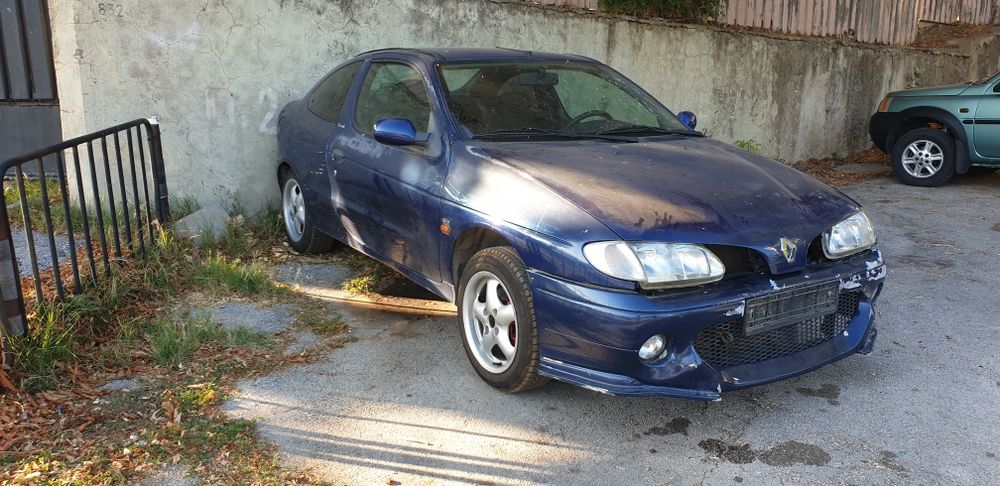 На части Renault Megane Coach 2.0 16V