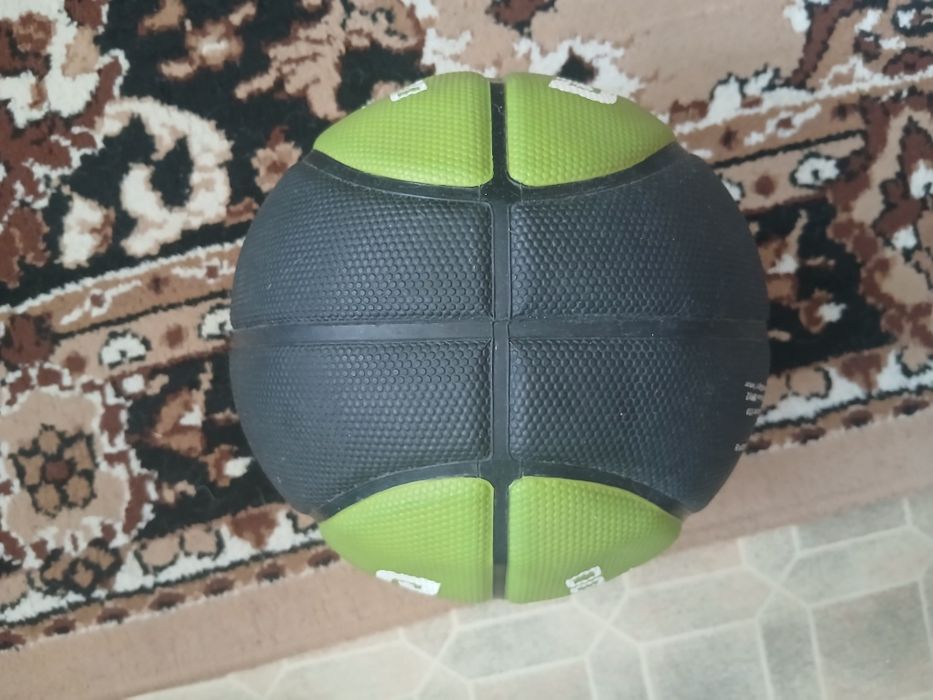 Kipsta Tarmak 300 Баскетболна топка