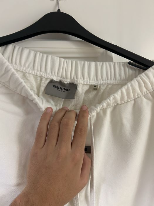 Pantaloni Scurti Essentials