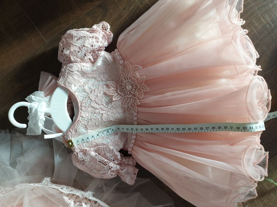 Vand rochite elegante
