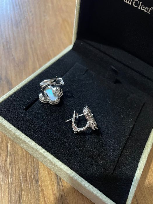 Van Cleef & Arpels - Cercei Silver White