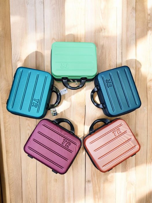 Надкуфарна козметична чанта за самолет за лични вещи размер 30/20/15