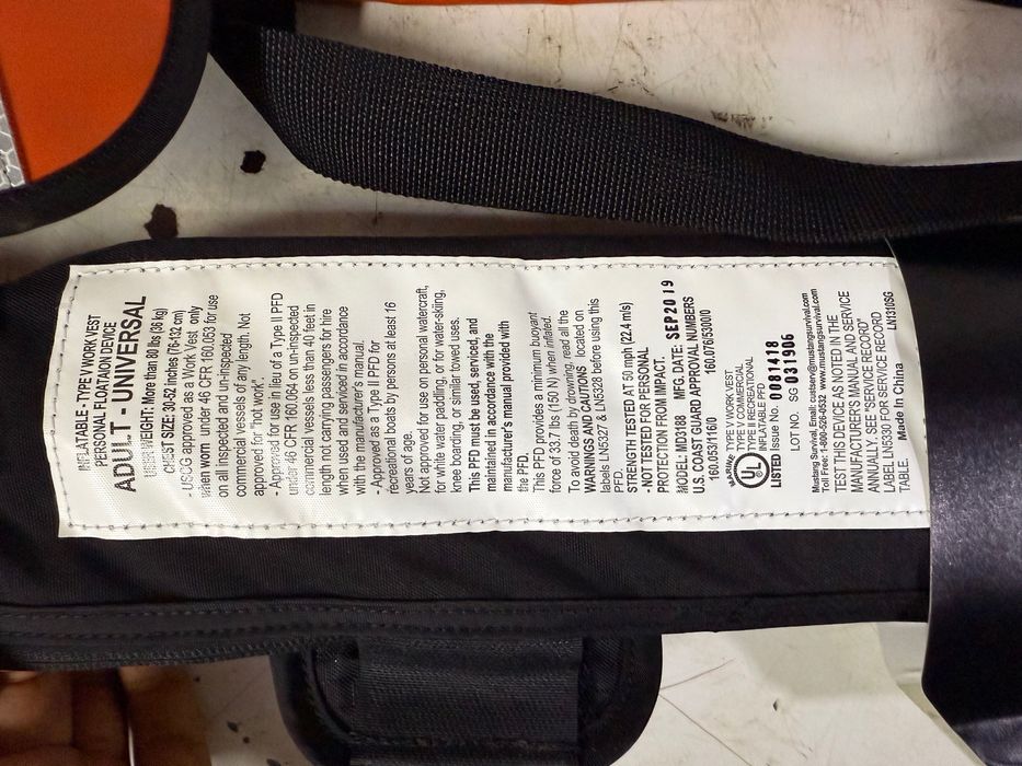 Vestă de salvare automată hidrostatică Mustang Survival MD3188