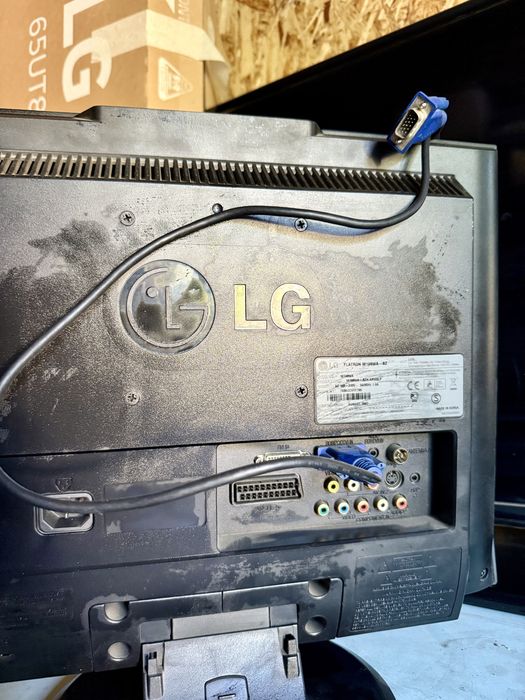 LG Flatron M198WA-BZ