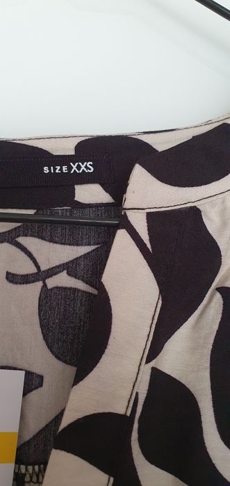 Разкроена къса рокля с колан