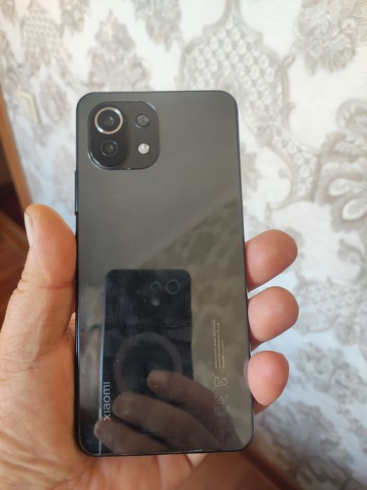 Продается телефон mi 11 lite