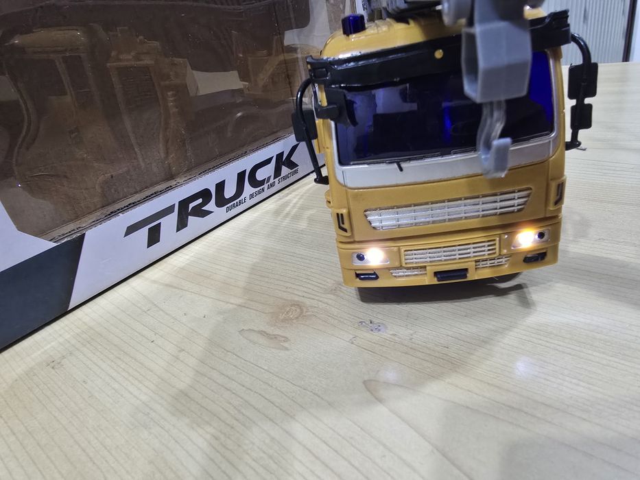 Музикална светеща количка  с дистанциинно