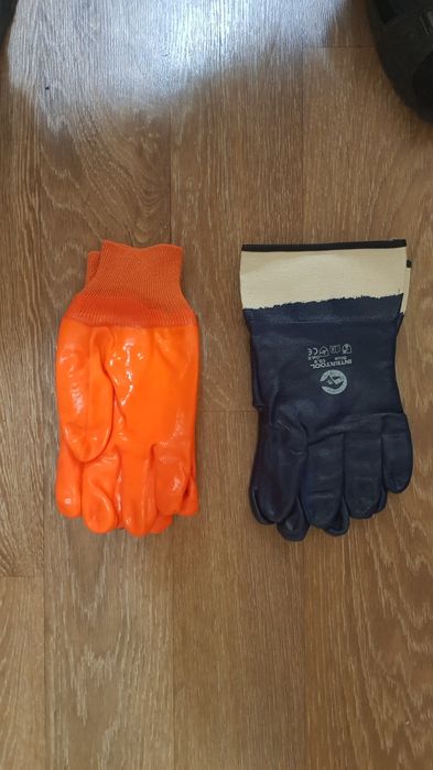 Продам перчатки  новые