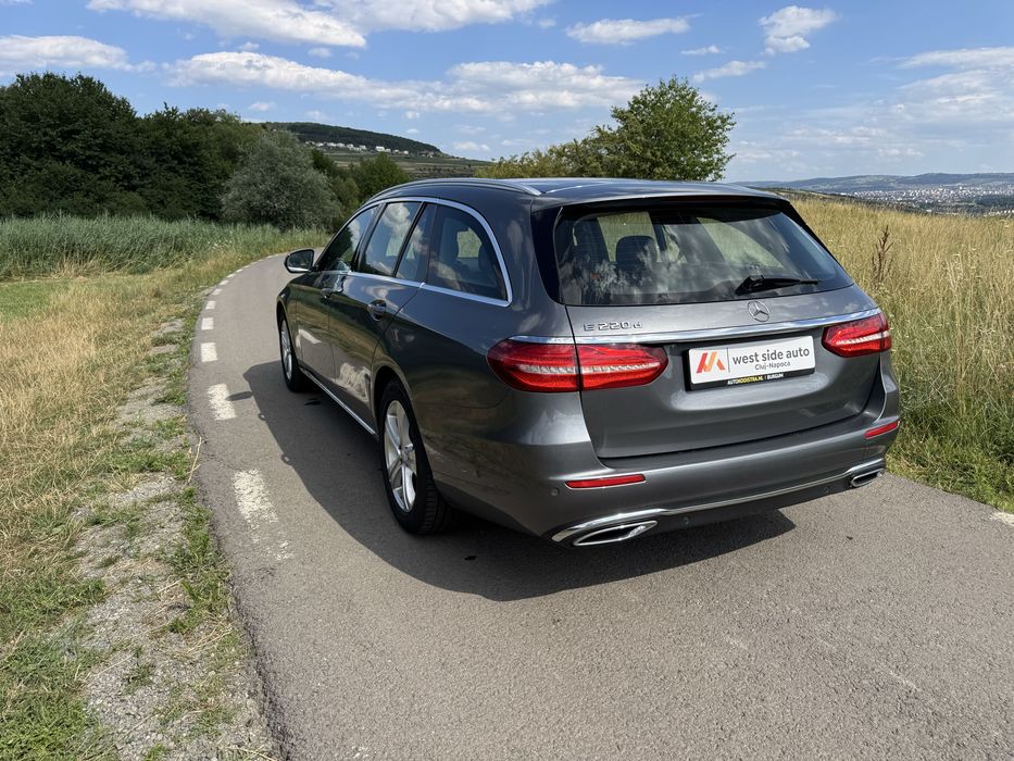 Mercedes E220 - Avantgarde - 2017 - EURO 6