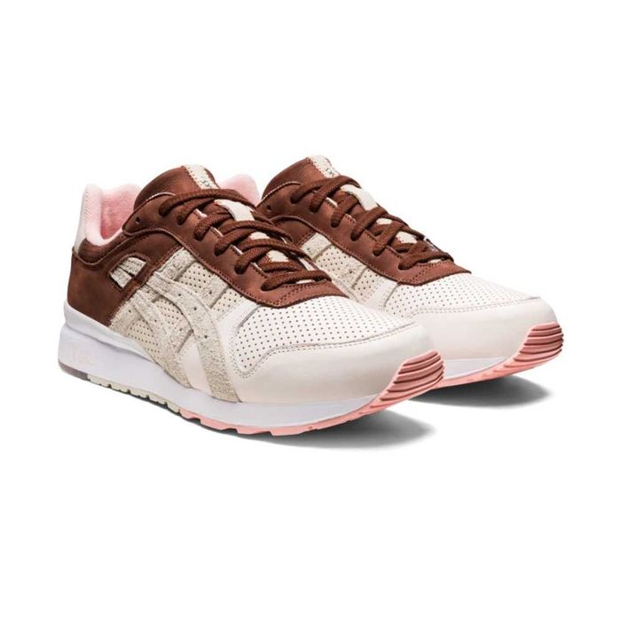 Asics 39 и 40 р. оригинальные кроссовки