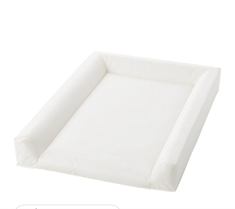 Saltea schimbat bebe Ikea
