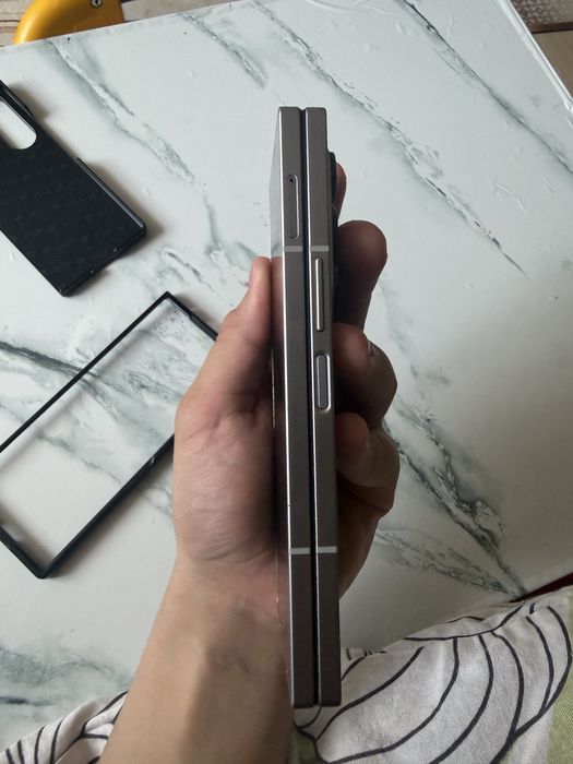 Samsung galaxy z fold 6