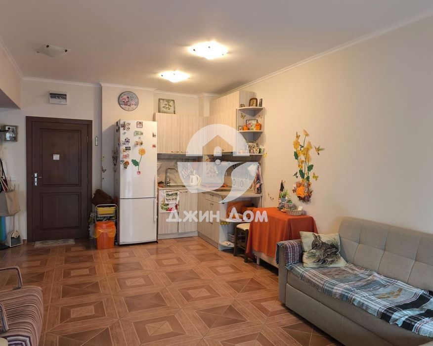 Продава се Двустаен апартамент в Свети Влас - 63 кв.м за 1556 €/кв.м - Снимка #1
