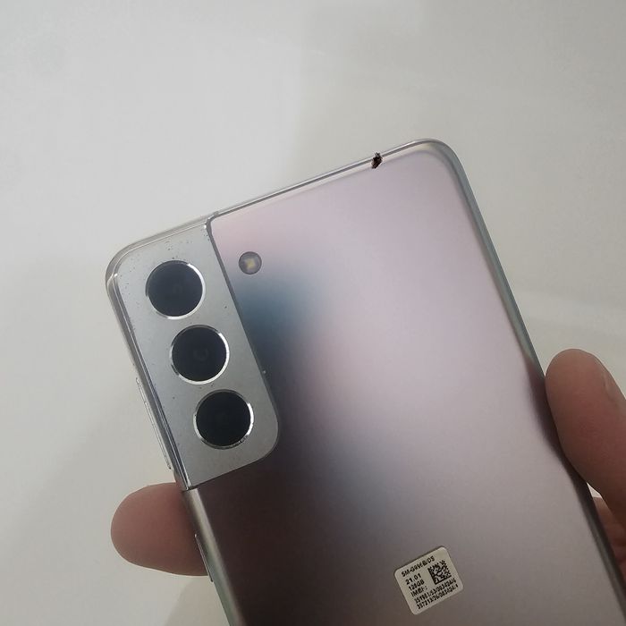 Samsung galaxy s21 продавам