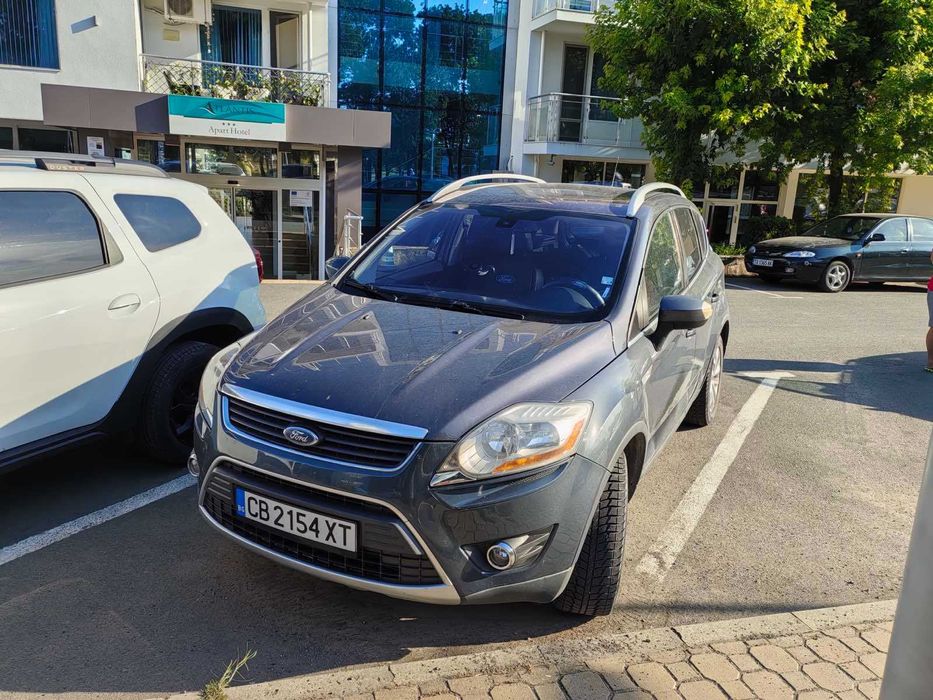 Продавам Ford Kuga