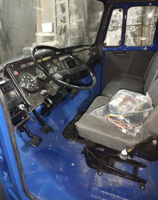 Кабина зил 4331 ,бычок