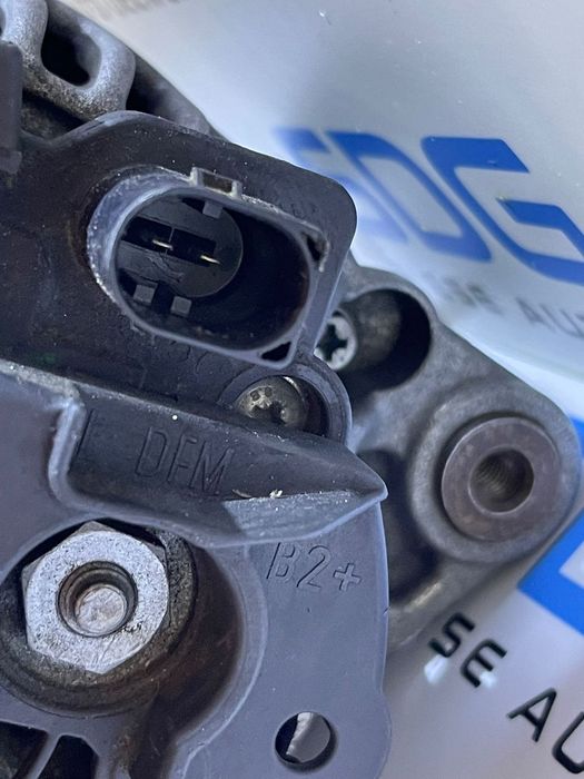 Alternator 140A Bosch Volkswagen Passat B7 2.0 TDI 2010 - 2015 Cod 06F903023F 0124525091