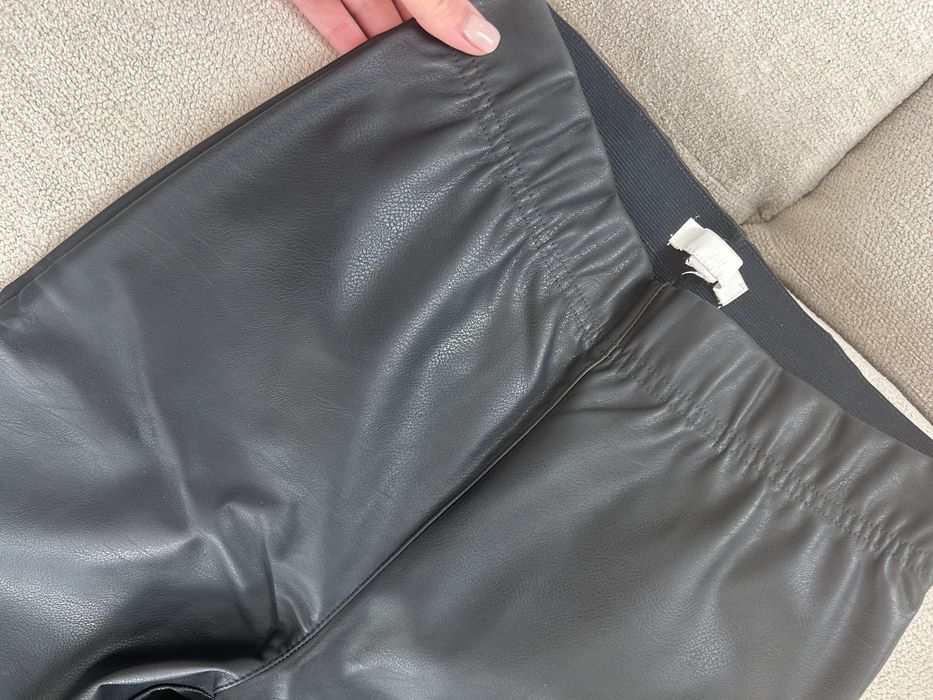 Тъмносин кожен клин, H&M, 36