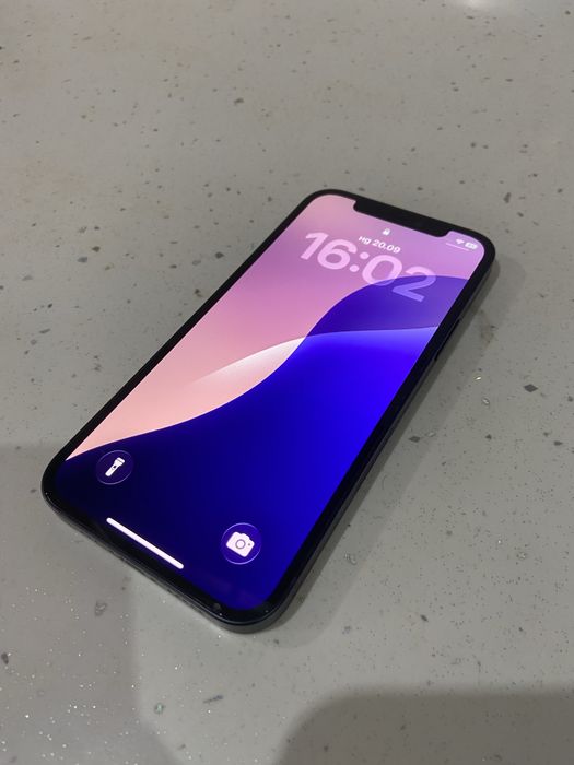 iPhone 12
