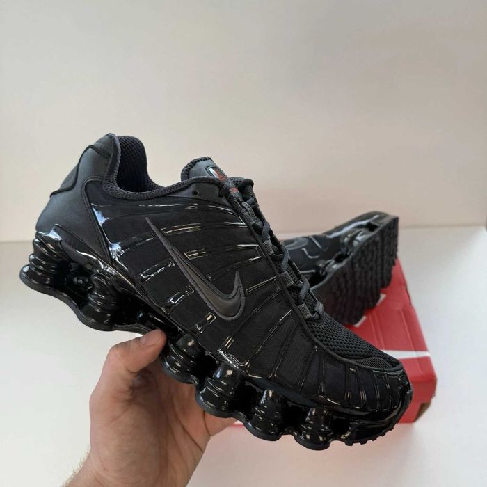 Найк Nike Shox TL Triple Black PLUS (от/до всеки 40-46 номер)