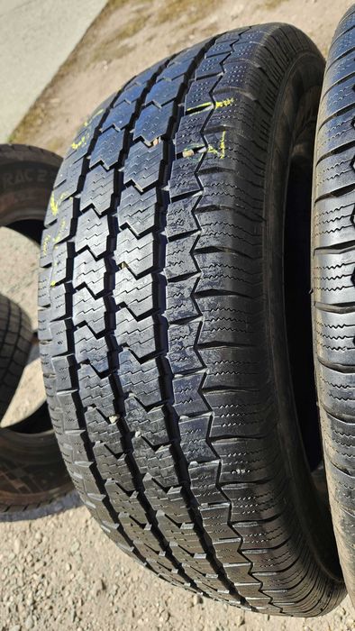 225/65 R16C • All Season • Continental VancoFourSeason 2 112/110R | 2 buc | Pret/buc