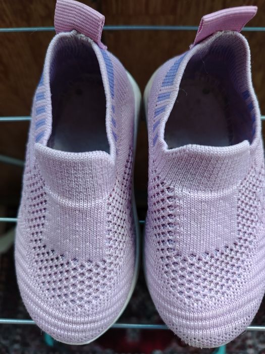 Продаю обувь для девочки