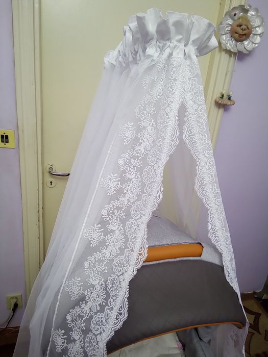 Балдахин на детскую кроватку