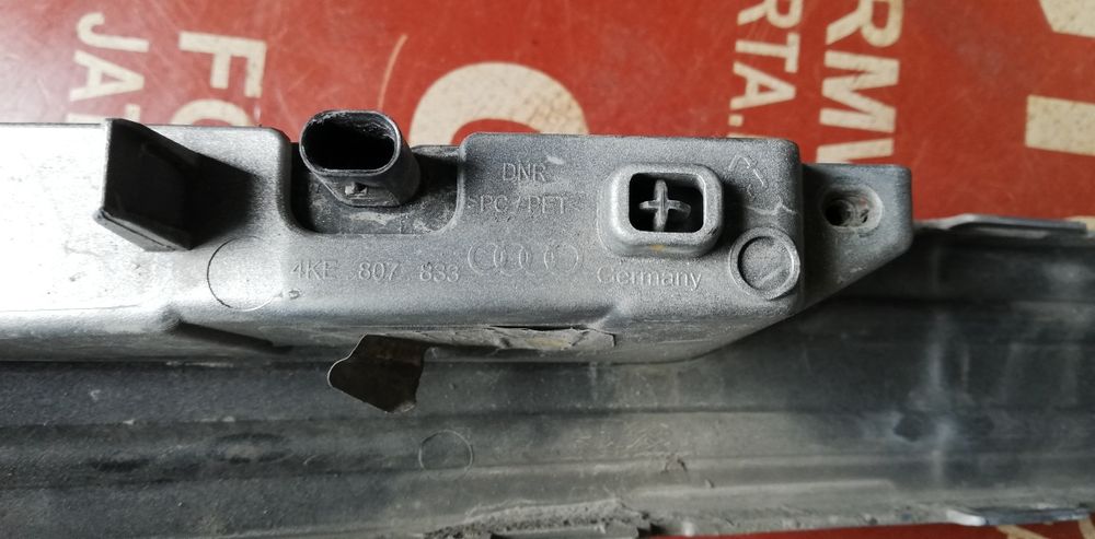 Лип/спойлер за задна броня Audi E-tron 2019-2021