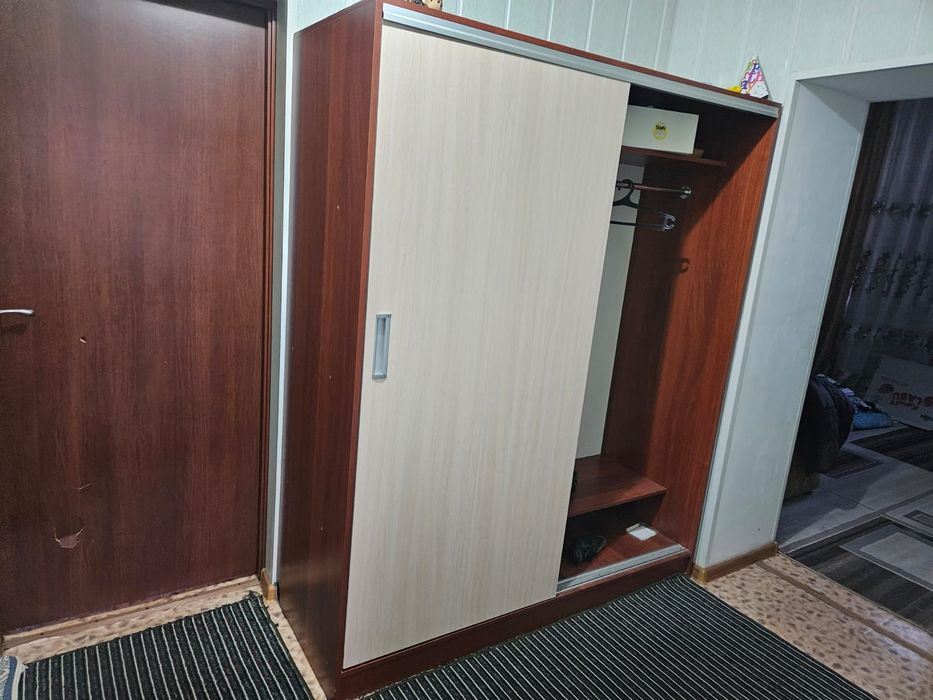 Шифоньер в отличном состоянии