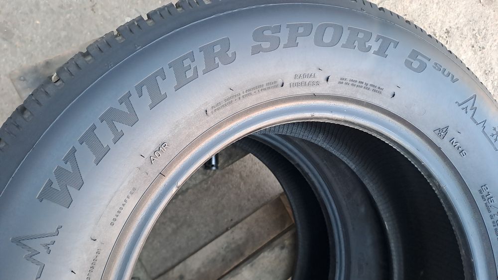 2бр. 215/70/16 Dunlop Winter Sport 5 SUV