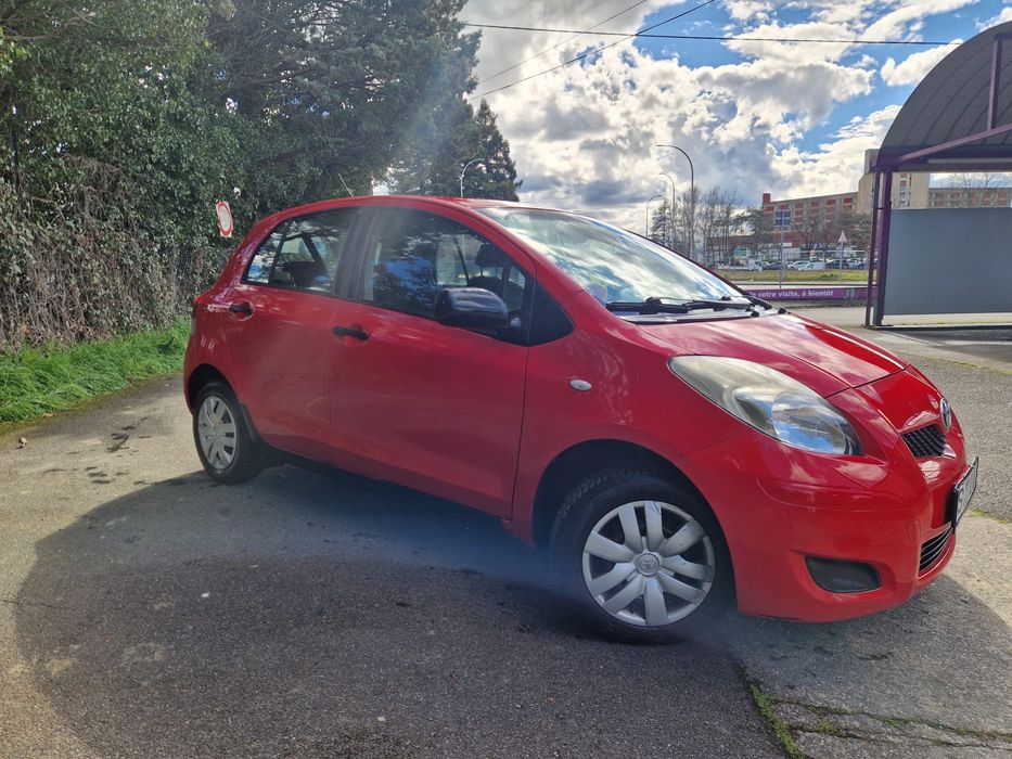 Toyota Yaris Facelift 2009 • Ideală pentru Oraș • Consum Mic • Impecabilă