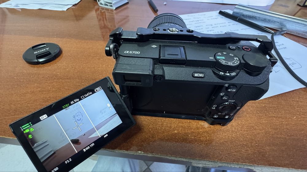 sony 6700 sigma 18-50мм