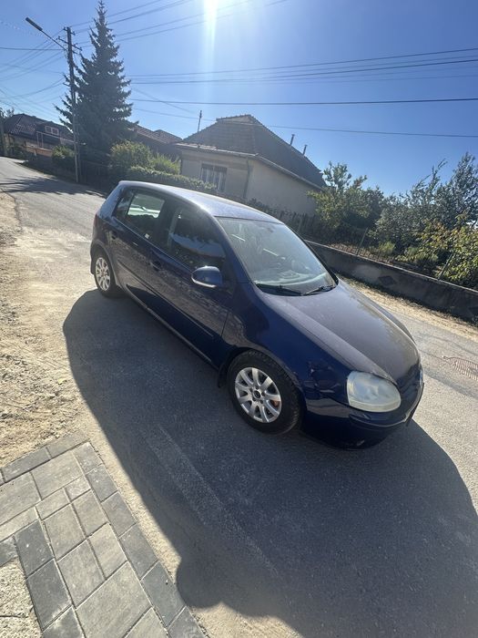 Volkswagen Golf 5 1.6 benzina