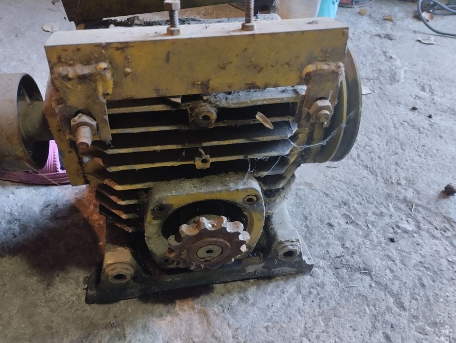 Реверс редуктор с ленточки