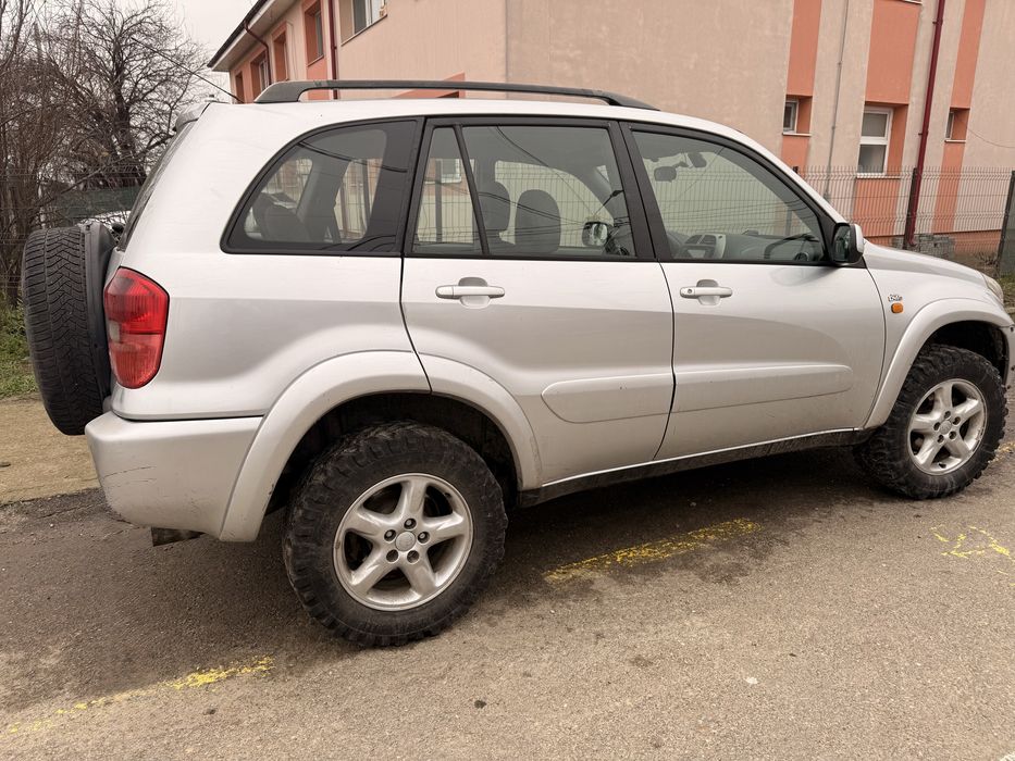 TOYOTA Rav4  2.0 D4d Off Road 4x4  jimmy vitara