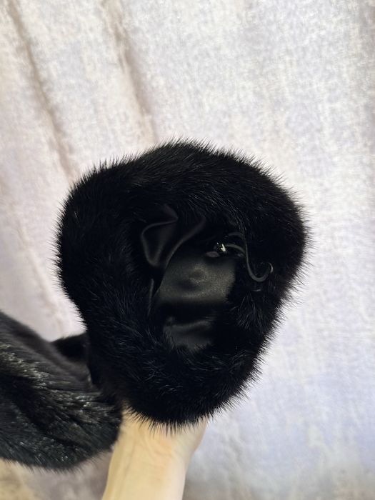 Продам норковую шубу