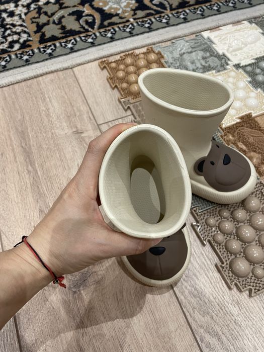 Резиновые сапожки