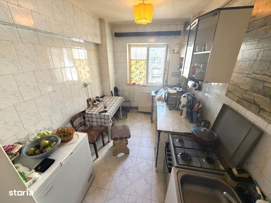 2 camere decomandat Piata Garii -etaj 2- centrala 50mp