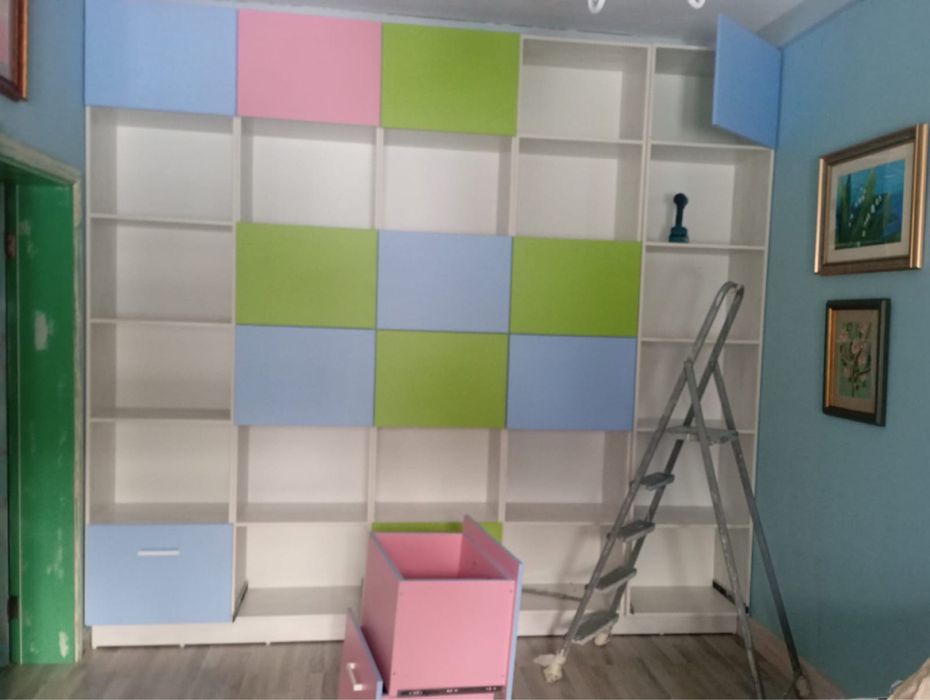 Шкаф функциональный с полками